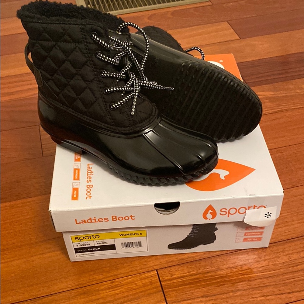 Sporto  Women's Black Quilted Waterproof Boots - Picture 5 of 5